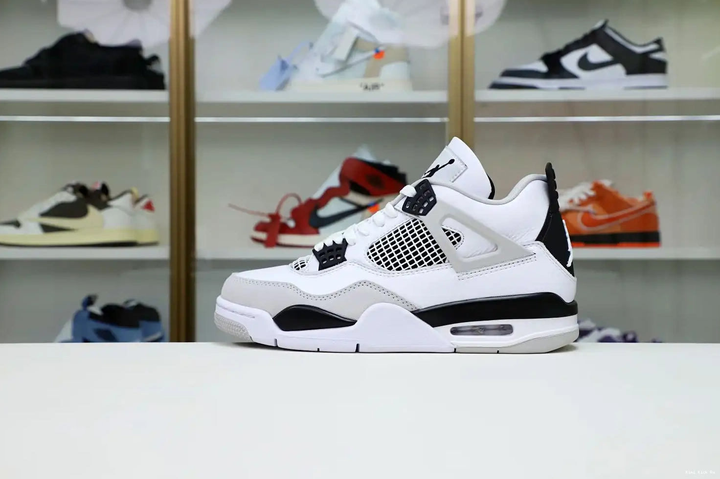 AIR BLACK MILITARY Kimikick JORDAN 4 0816
